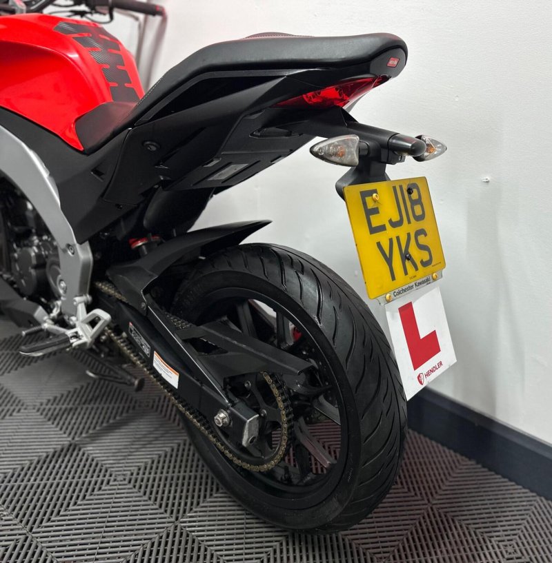 APRILIA Tuono 125