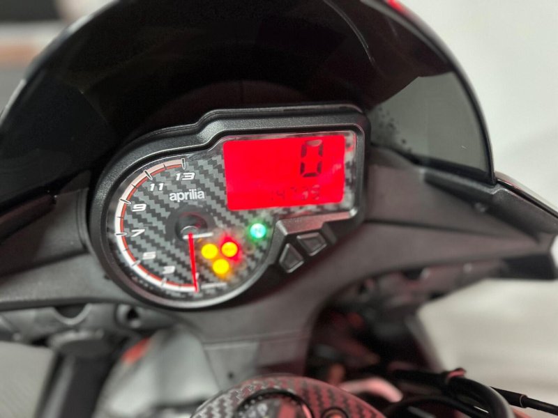 APRILIA Tuono 125