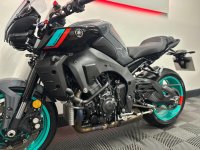 YAMAHA MT-10