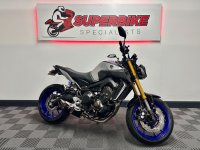 YAMAHA MT-09