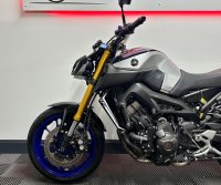 YAMAHA MT-09