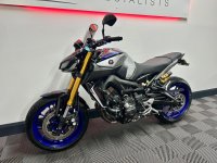 YAMAHA MT-09
