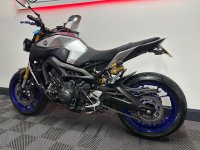YAMAHA MT-09