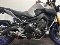YAMAHA MT-09