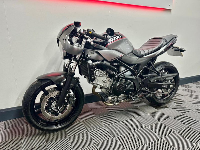 SUZUKI SV650X
