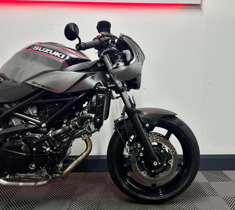 SUZUKI SV650X