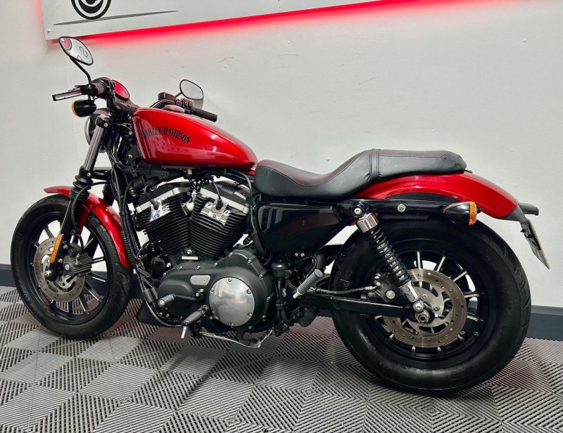 HARLEY-DAVIDSON Sportster