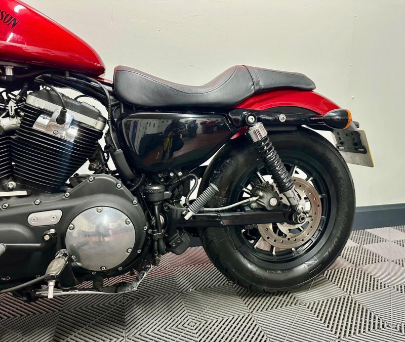 HARLEY-DAVIDSON Sportster