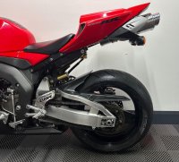 HONDA CBR1000RR Fireblade