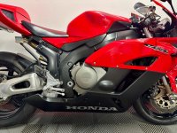 HONDA CBR1000RR Fireblade