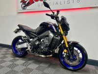 YAMAHA MT-09