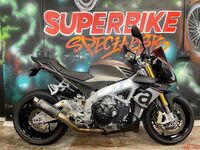 APRILIA Tuono 1100 V4
