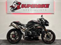 TRIUMPH SPEED TRIPLE 1050