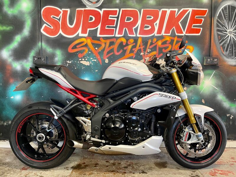 Triumph speed clearance triple r