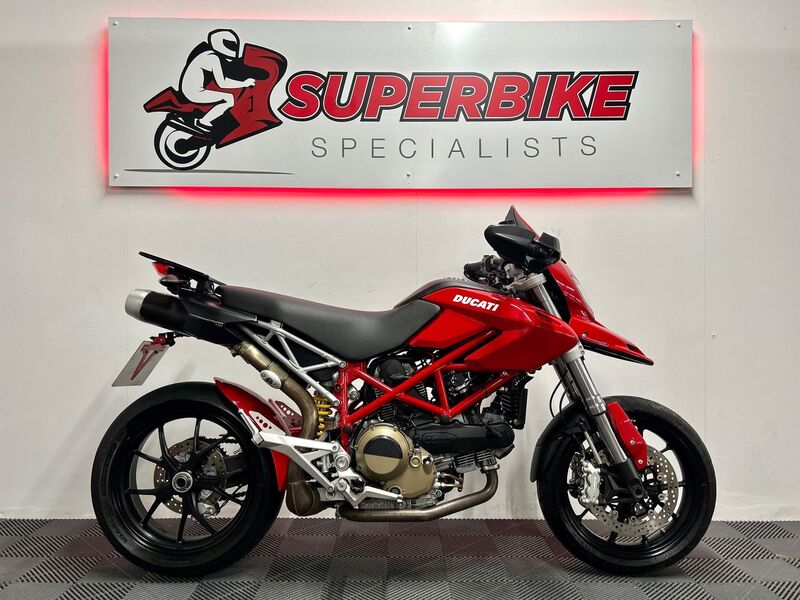 DUCATI Hypermotard