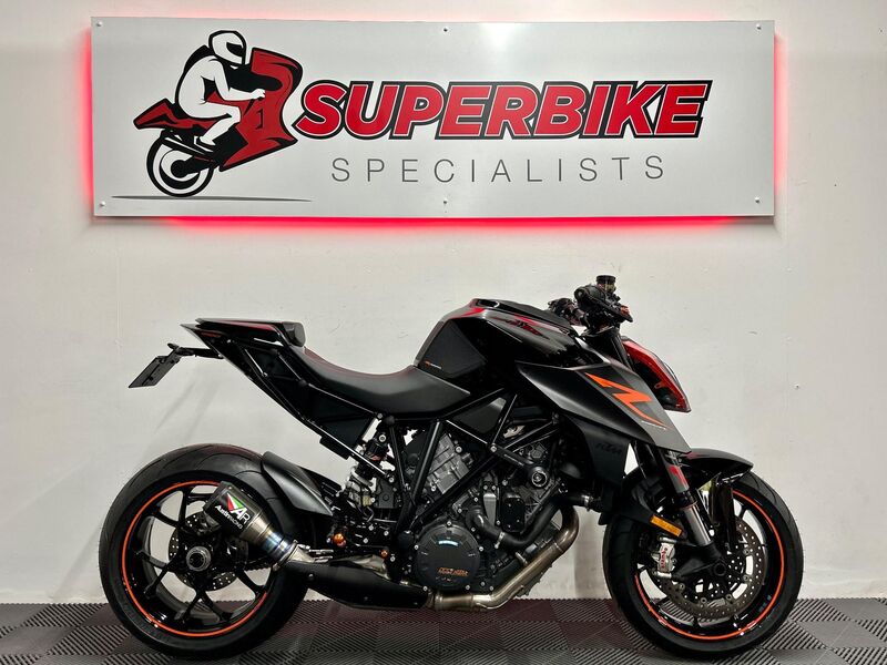 Superbike specialists online